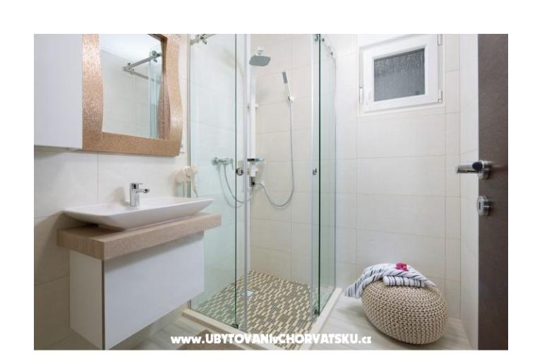 Villa Vista Royal – fotó 10