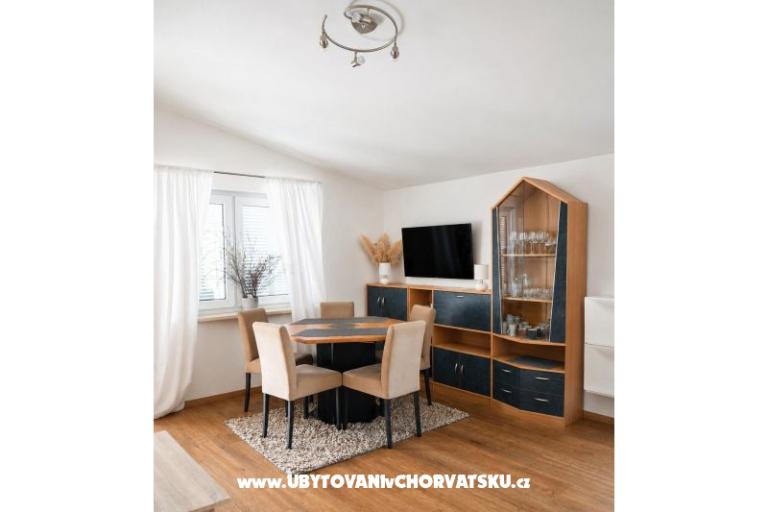 ZELIC FAMILY VIR – fotó 6
