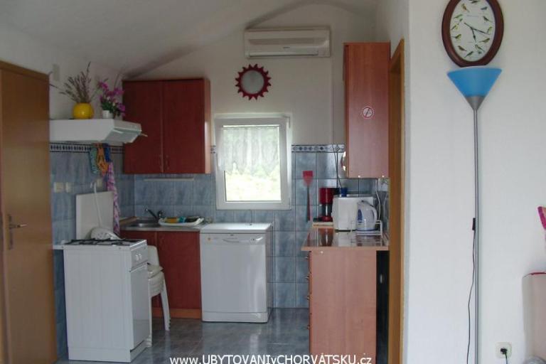 Apartmanok Issa – fotó 8