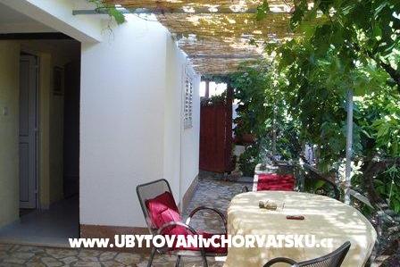 Apartmanok Tina – fotó 8
