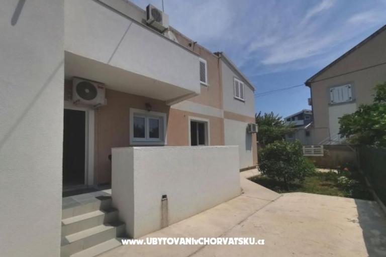 Apartmanok Ema i Roza – fotó 3