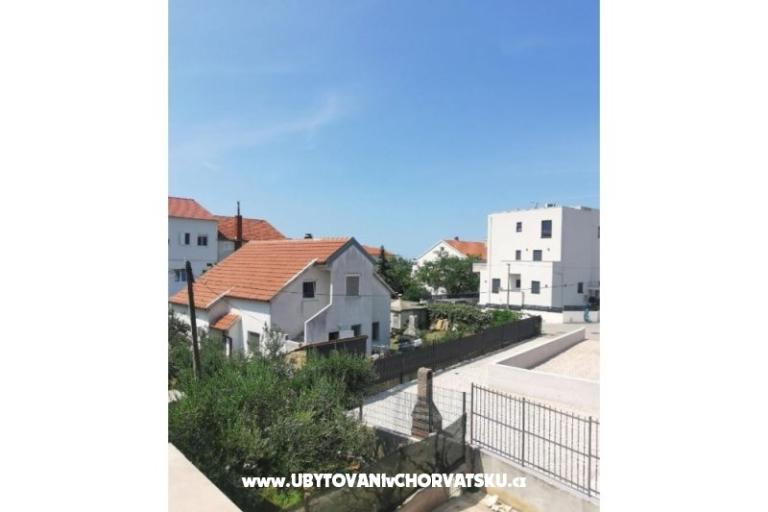 Apartmanok Ema i Roza – fotó 4