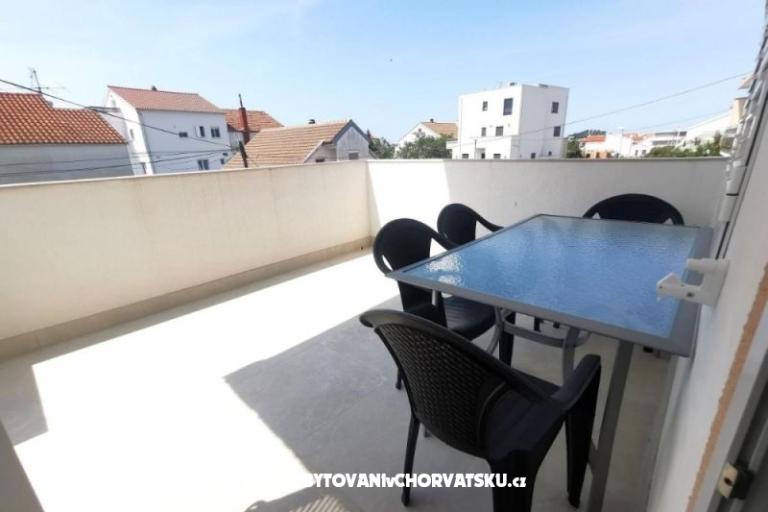 Apartmanok Ema i Roza – fotó 5