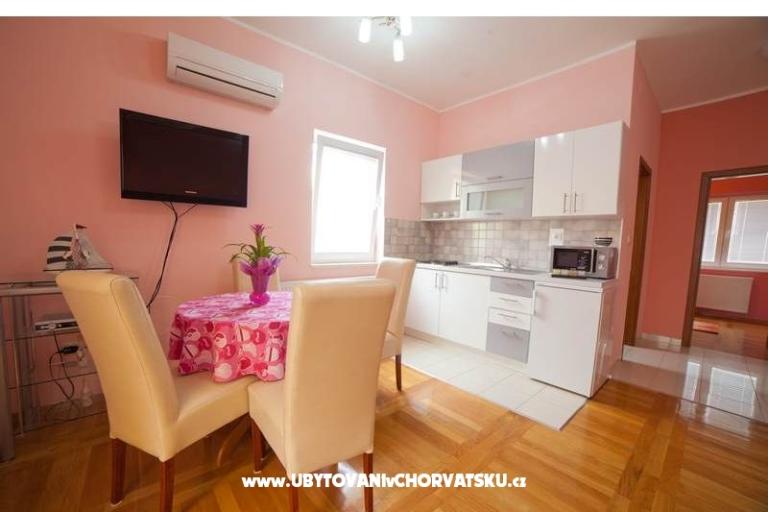 Apartmanok Iris – fotó 11