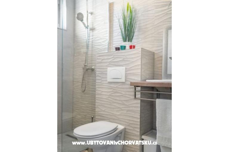Beach Villa medencével Tribunj – fotó 12