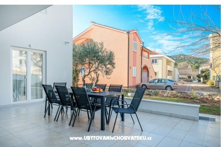 Beach Villa medencével Tribunj – fotó 16