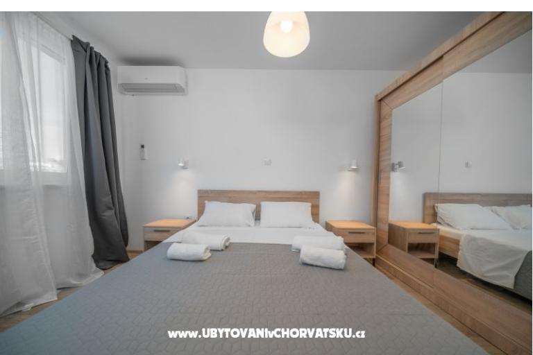 Beach Villa medencével Tribunj – fotó 18