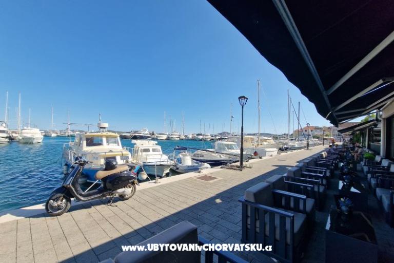 Color Apartmanok – fotó 20