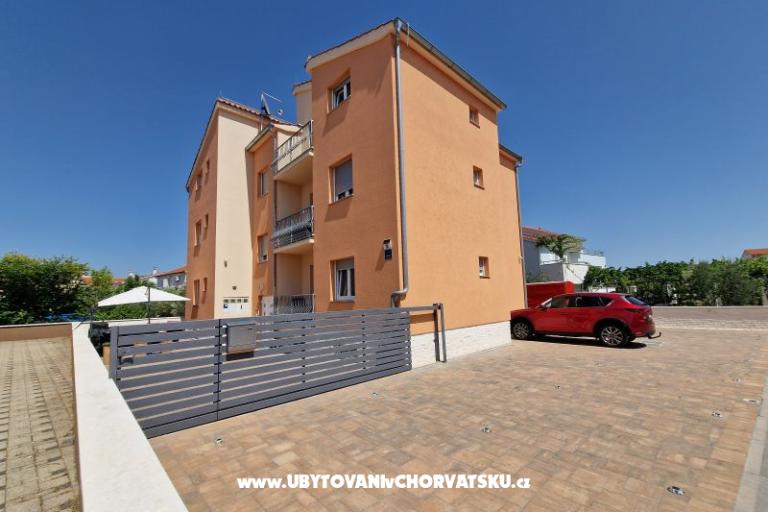 Color Apartmanok – fotó 3