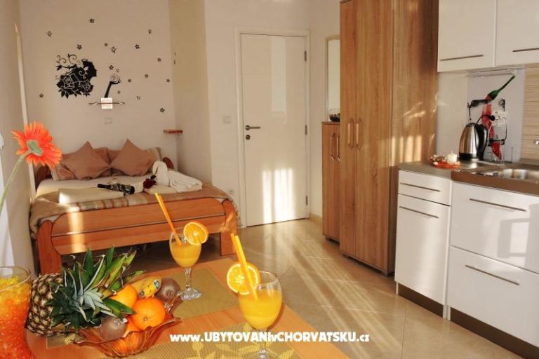Iva Apartmanok – fotó 9