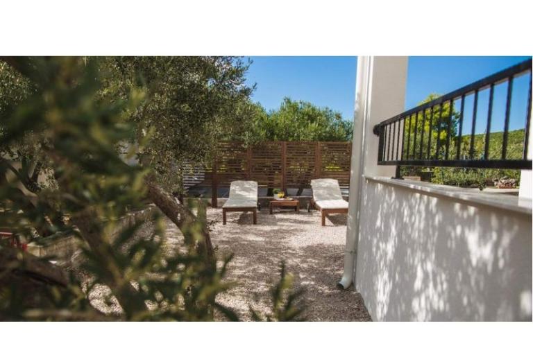Olive Tree Apartmanok – fotó 9