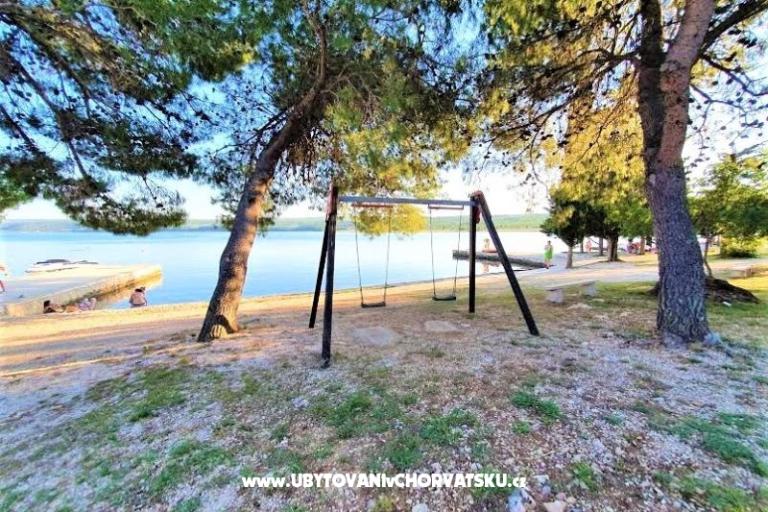 Apartmanok Tena,  prvi red do mora – fotó 6