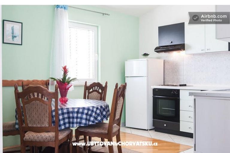 Luton Apartmanok – fotó 13