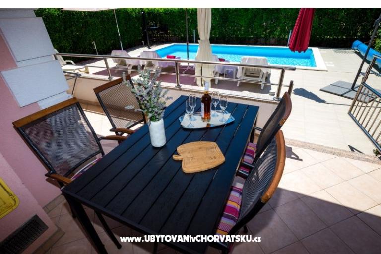 Apartman medencével ViGo – fotó 7