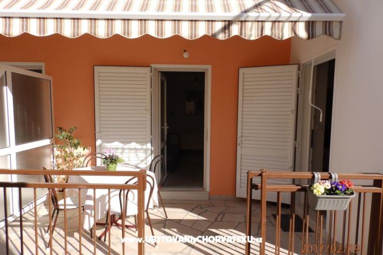 Apartmanok Ružica  – fotó 3