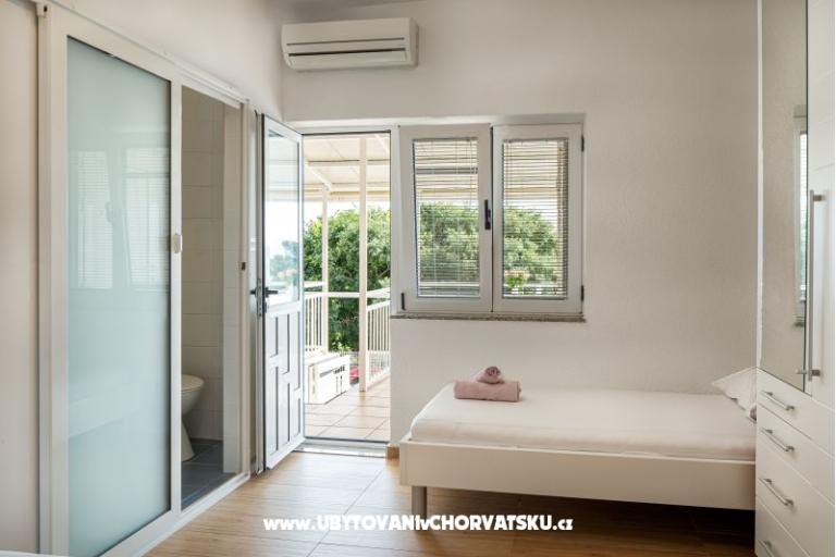 Apartmanok Boban – fotó 2